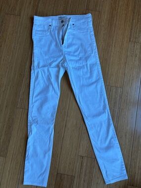 Women White High Rise Skinny Jeggings